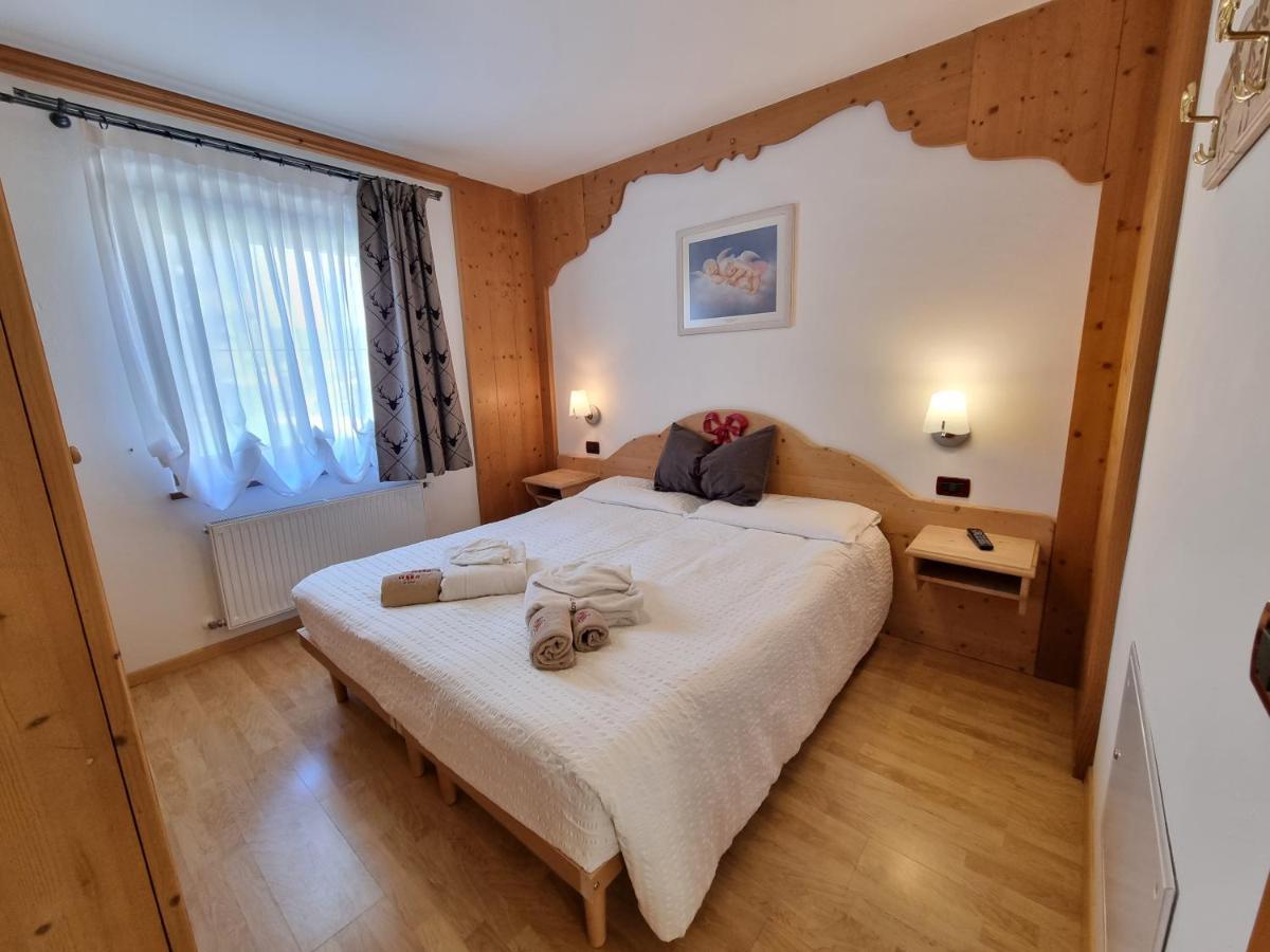 Residence Le Rose Pozza di Fassa Exterior foto